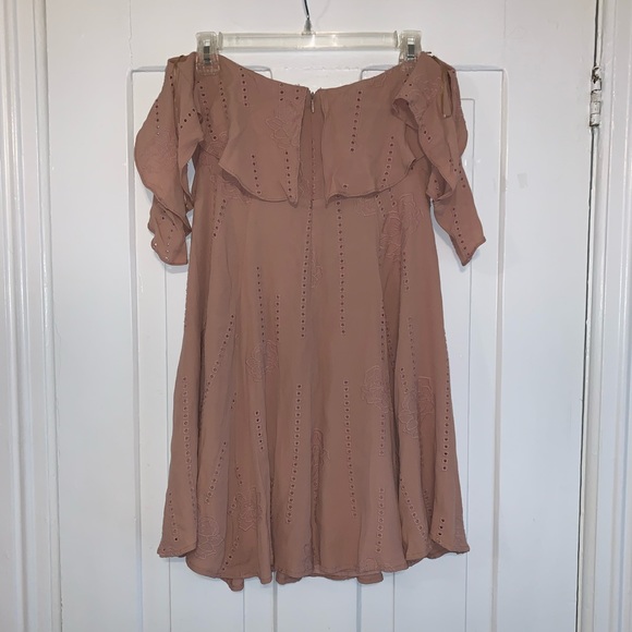 ASTR The Label Sabina Dress In Mauve- NWT! - Picture 10 of 16